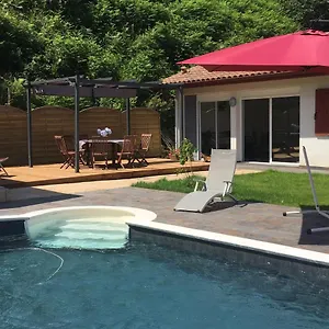 Au Pays Basque Entre Et Montagne Villefranque