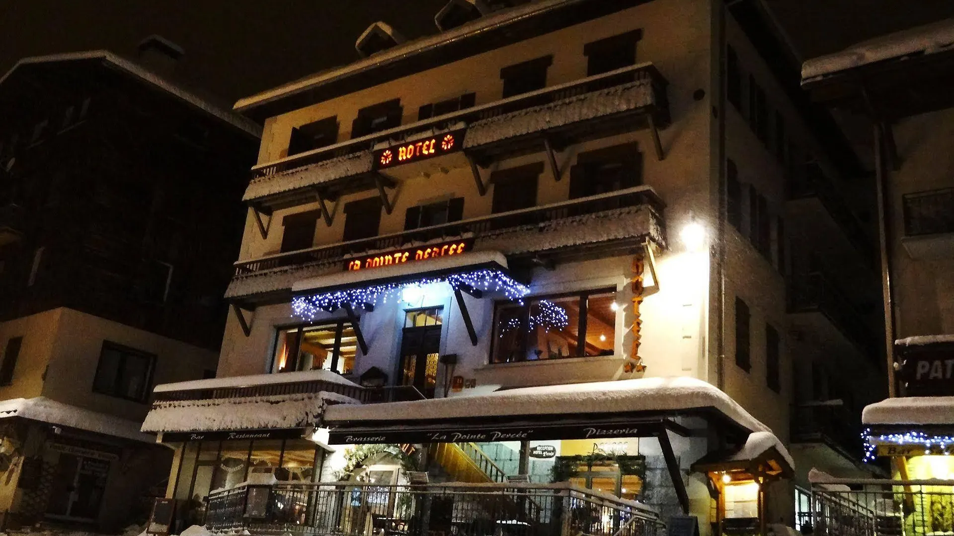 Hotel La Pointe Percee Le Grand-Bornand 2*,